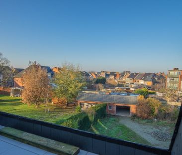 Unieke loft op de tweede verdieping met uitzicht op S’Hertogenmolens - Photo 1