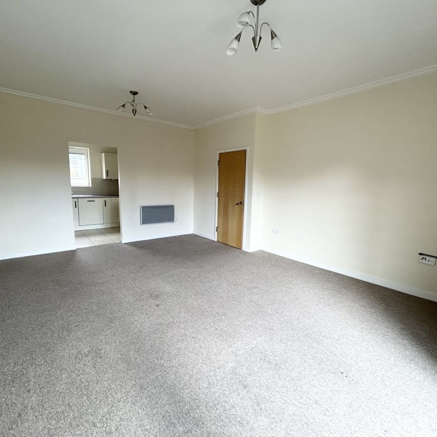 Sheffield Court, 22 Kingscote Way - Photo 1