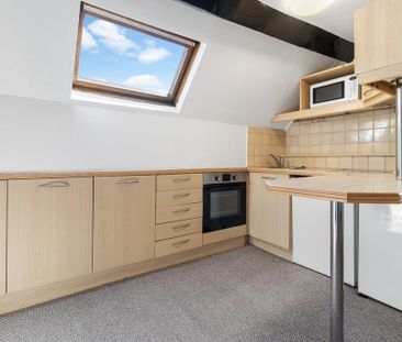 1 bedroom apartment to rent - Photo 3