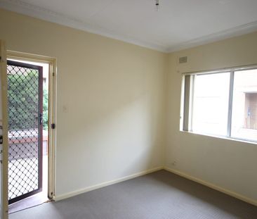 First Floor Unit! - Photo 6