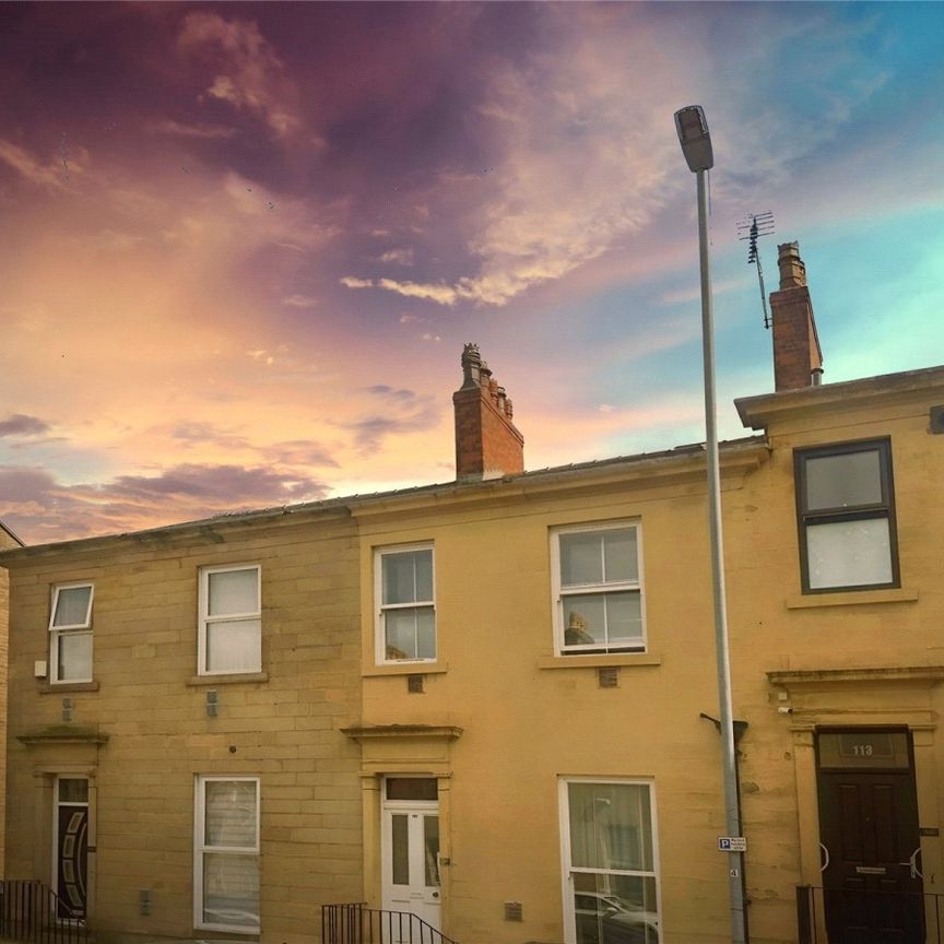 Fitzwilliam Street, Huddersfield, HD1 - Photo 1