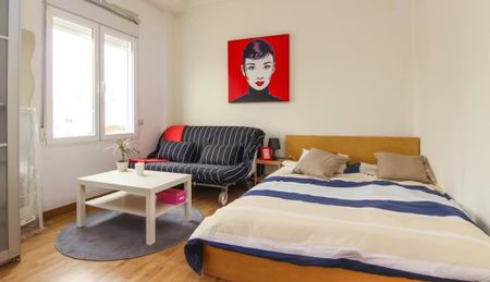 Carrer de Dénia, Valencia, Valencian Community 46004 - Photo 3