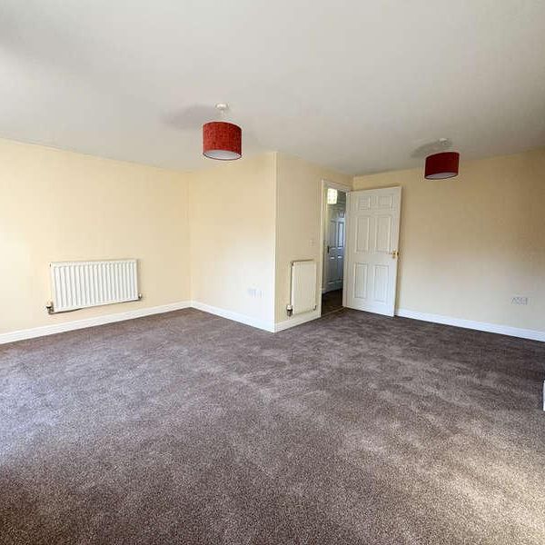 Granary Road, Newmarket, Suffolk, CB8 - Photo 1