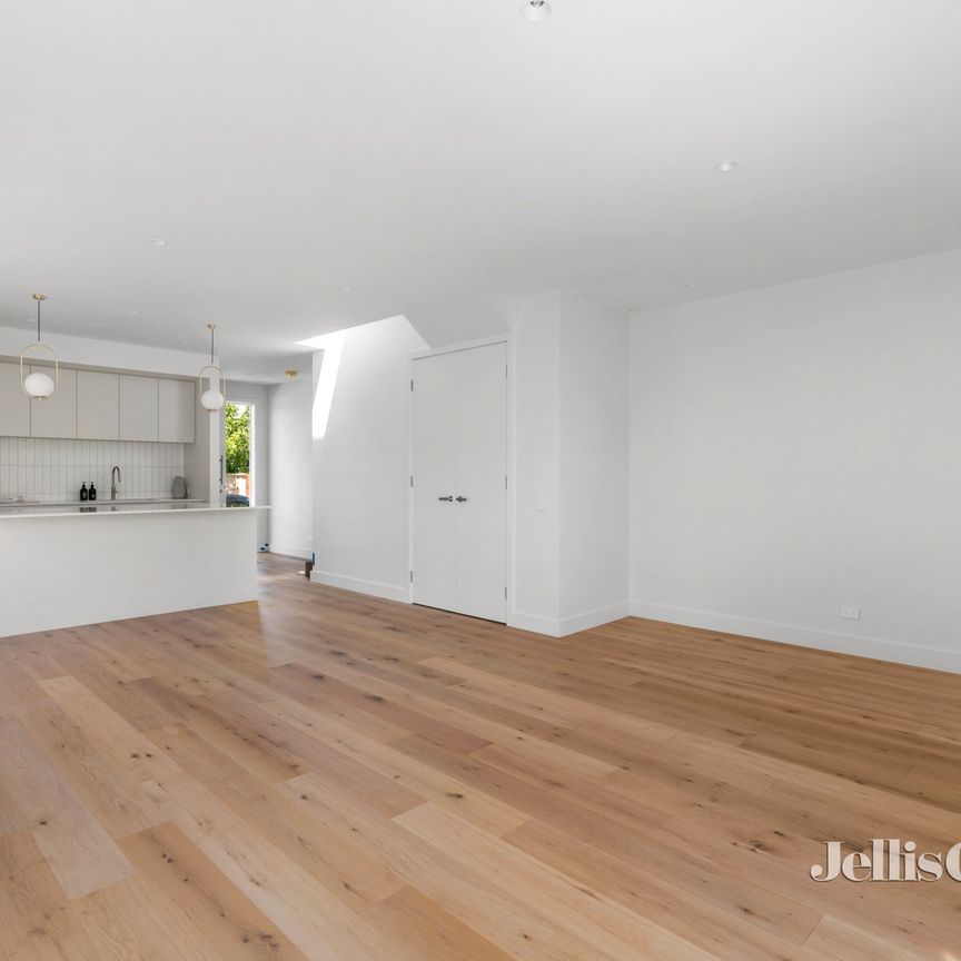 8a Russell St, Prahran - Photo 1