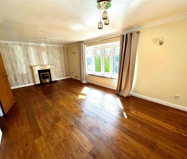 4 bedroom detached house to rent - Photo 5
