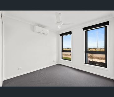 27 Leona Drive, Wyndham Vale, Vic 3024 - Photo 1