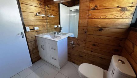 house with a view - Photo 4