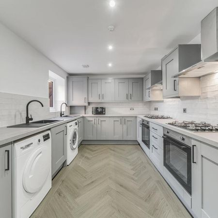 6 bedroom house to rent - Photo 3