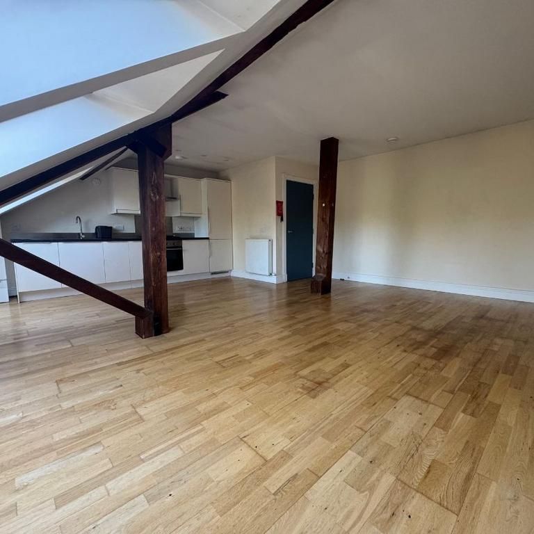 2 bedroom apartment to rent - Photo 1