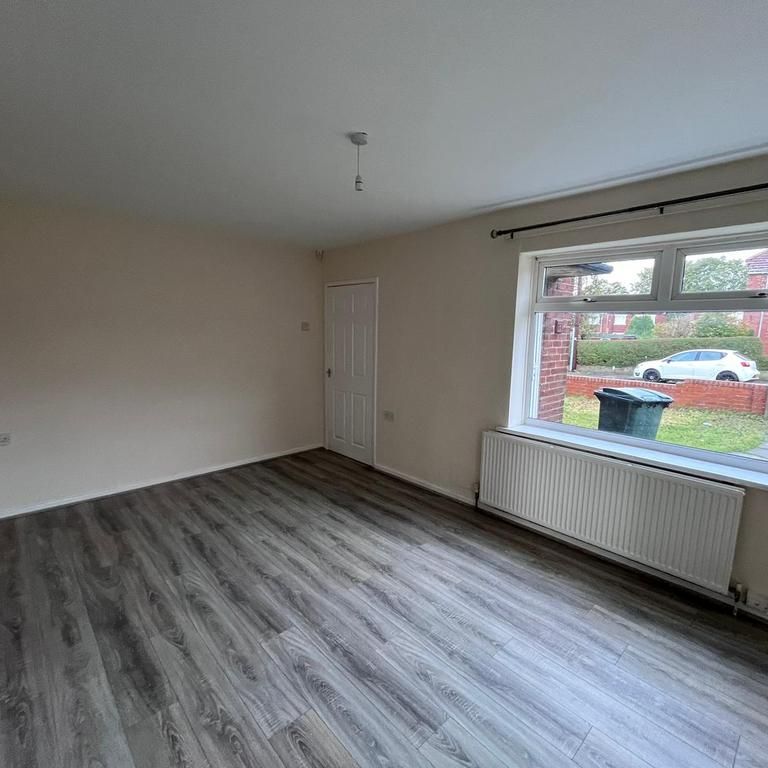 2 bedroom semi-detached house to rent - Photo 1