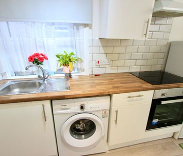 Studio Flat, St. Michael's Terrace, N22 - Photo 6