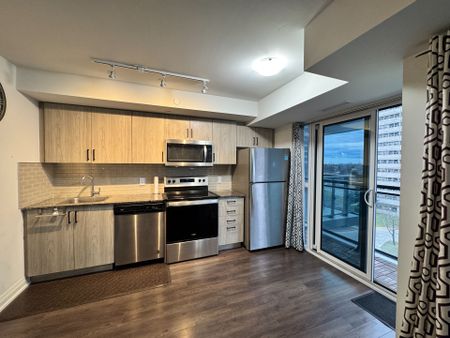 For Lease - 20 Meadowglen Place Unit# 533, Toronto, Ontario - Photo 5