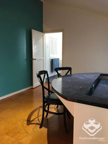 Perfect Share House in Unbeatable Location - Photo 4