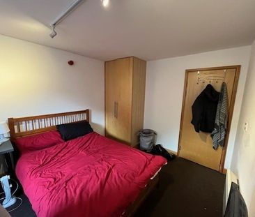 2 Bed Flat, Argyle Road, BS2 - Photo 6