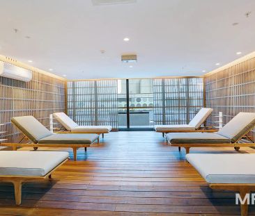 “Royal living at Aurora” - Photo 6