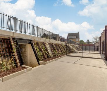 NIEUWBOUWAPPARTEMENT MET 2 SLAAPKAMERS EN TUIN - Photo 4