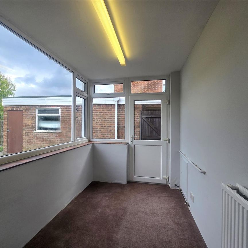 Bursdon Close, LE3, Leicester - Photo 1