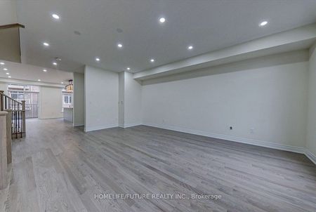 For Lease - 8 Thomas Hope Lane, Markham, Ontario - Photo 2