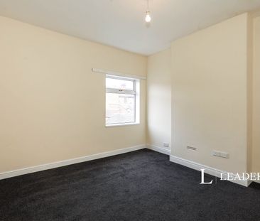 2 bedroom house to rent Kingsley Street, ST3 - Photo 5