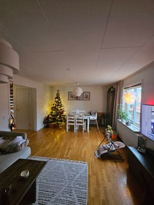 3:a Sparbanskgatan 2F, Lidköping - Foto 1