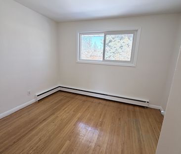 For Lease - 56 Lionel Heights Crescent, Toronto, Ontario - Photo 1