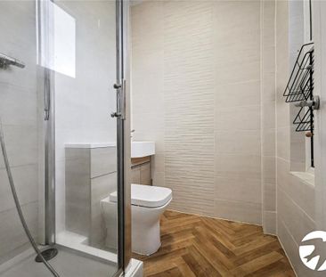 Studio to rent - Photo 6