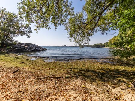 For Lease - 20 Park Boulevard Unit# #2, Toronto, Ontario - Photo 3