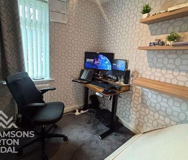 3 bedroom semi-detached house to rent - Photo 6