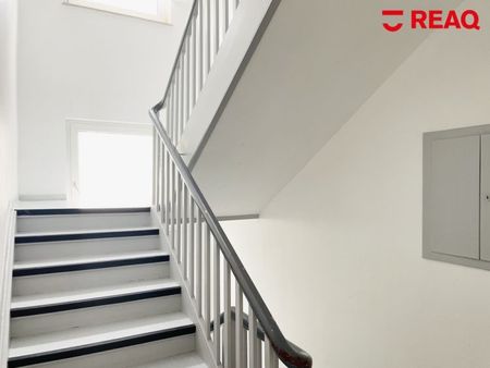 Modernisierte 3-Zimmer-Wohnung mit attraktivem Grundriss und Balkon in der Nähe der RÜ! - Foto 2