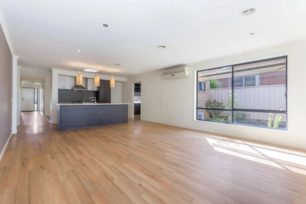 Private Court Living with Everyday Convenience in East Bendigo - Photo 1