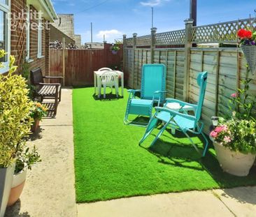 1 bedroom ground floor flat to rent - Photo 1