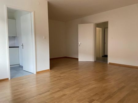 Appartement lumineux de 1,5 pièce dans un emplacement privilégié - Photo 3