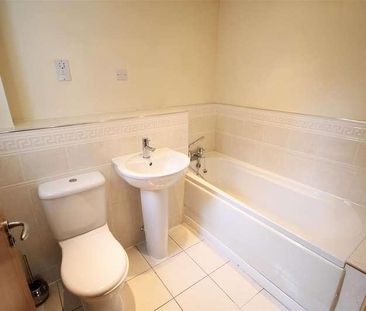 Brentwood Court, Ellesmere Park, Manchester, M30 - Photo 5