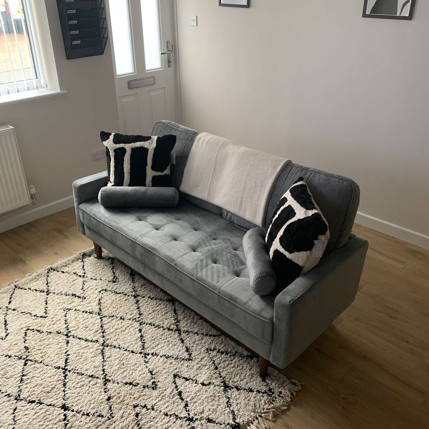 Newly refurbished house share in Hazel Grove, Stockport - Photo 1