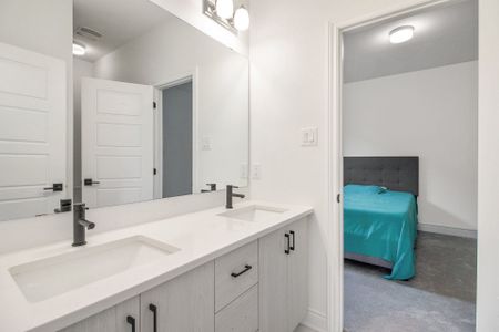 For Lease - 1031 Curraglass Walk, Stittsville - Munster - Richmond, Ontario - Photo 4