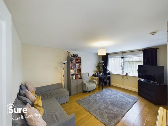 2 bedroom apartment to rent - Photo 1