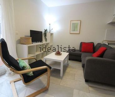 Alquiler de piso en Calle Fernando el Católico - Photo 1