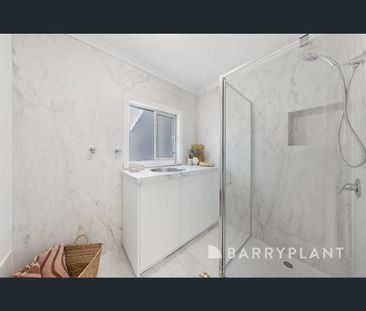 1 Manfred Avenue, St Albans, Vic 3021 - Photo 1