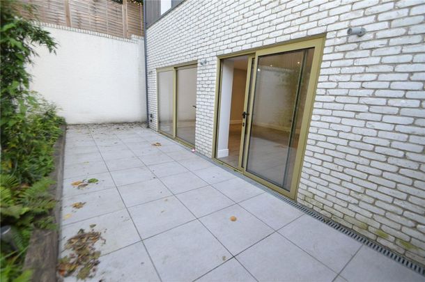 3 bedroom apartment to rent - Photo 1