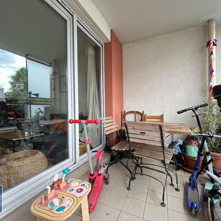 Location Appartement 3 pièces 72m² VILLEURBANNE 69100 - Photo 1