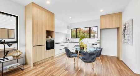 MODERN TERRACED TOWNHOUSE - NEW LYNN - Photo 3