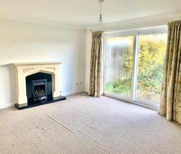 4 bedroom detached house to rent - Photo 1