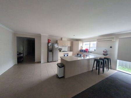 Derrimut - Photo 5