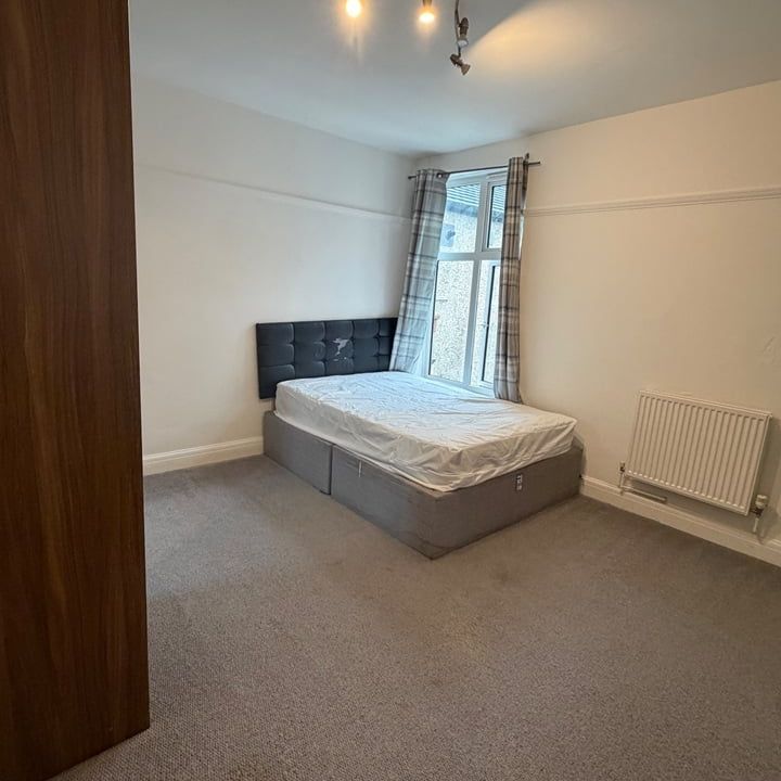 Room in a Shared Flat, Gracefield Gardens, SW16 - Photo 1