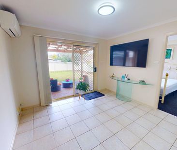 "Stylish Duplex Moments from the Bay" - Photo 3