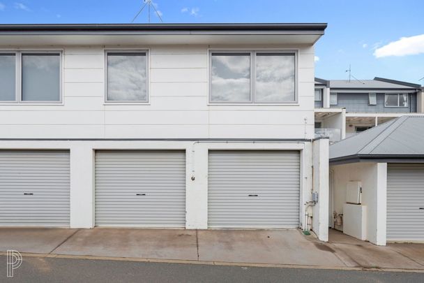 Your Dream Home Awaits – Expansive 5-Bedroom Home in Gungahlin - Photo 1