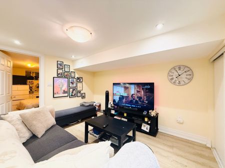 For Lease - 48 Keystone Avenue Unit# Lower, Toronto, Ontario - Photo 2