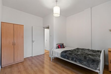 Rockhall Road, Cricklewood, London - Photo 2