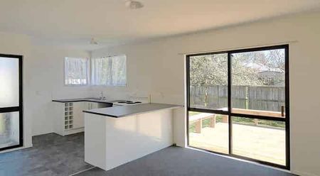 Avondale, 4 bedrooms 50 Tony Segedin Drive - Photo 4