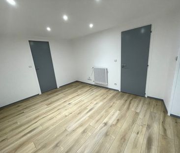 Appartement - ST JEOIRE - 35m² - 1 chambre - Photo 1